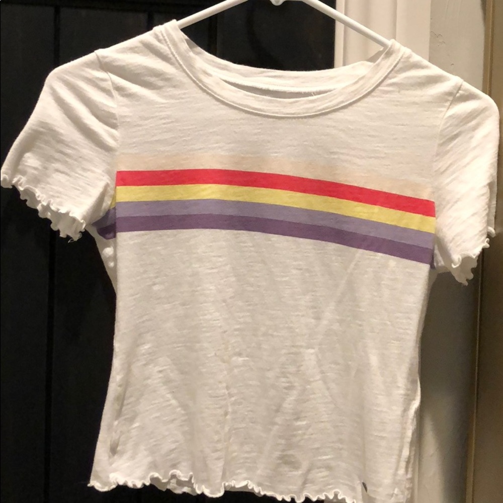 Cropped horizontal color line shirt